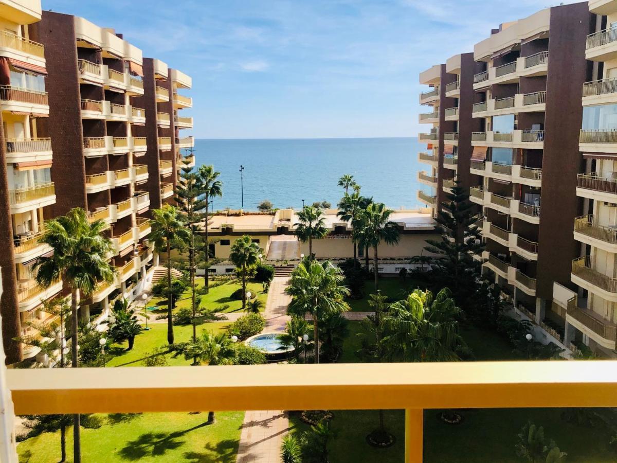 Rentcostadelsol Fuengirola Dona Sofia A Exteriör bild