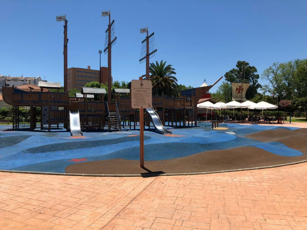 Rentcostadelsol Fuengirola Dona Sofia A Exteriör bild