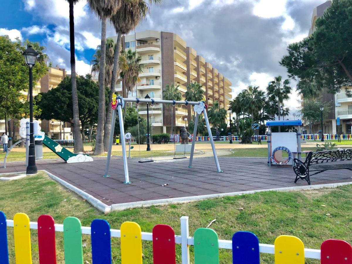 Rentcostadelsol Fuengirola Dona Sofia A Exteriör bild
